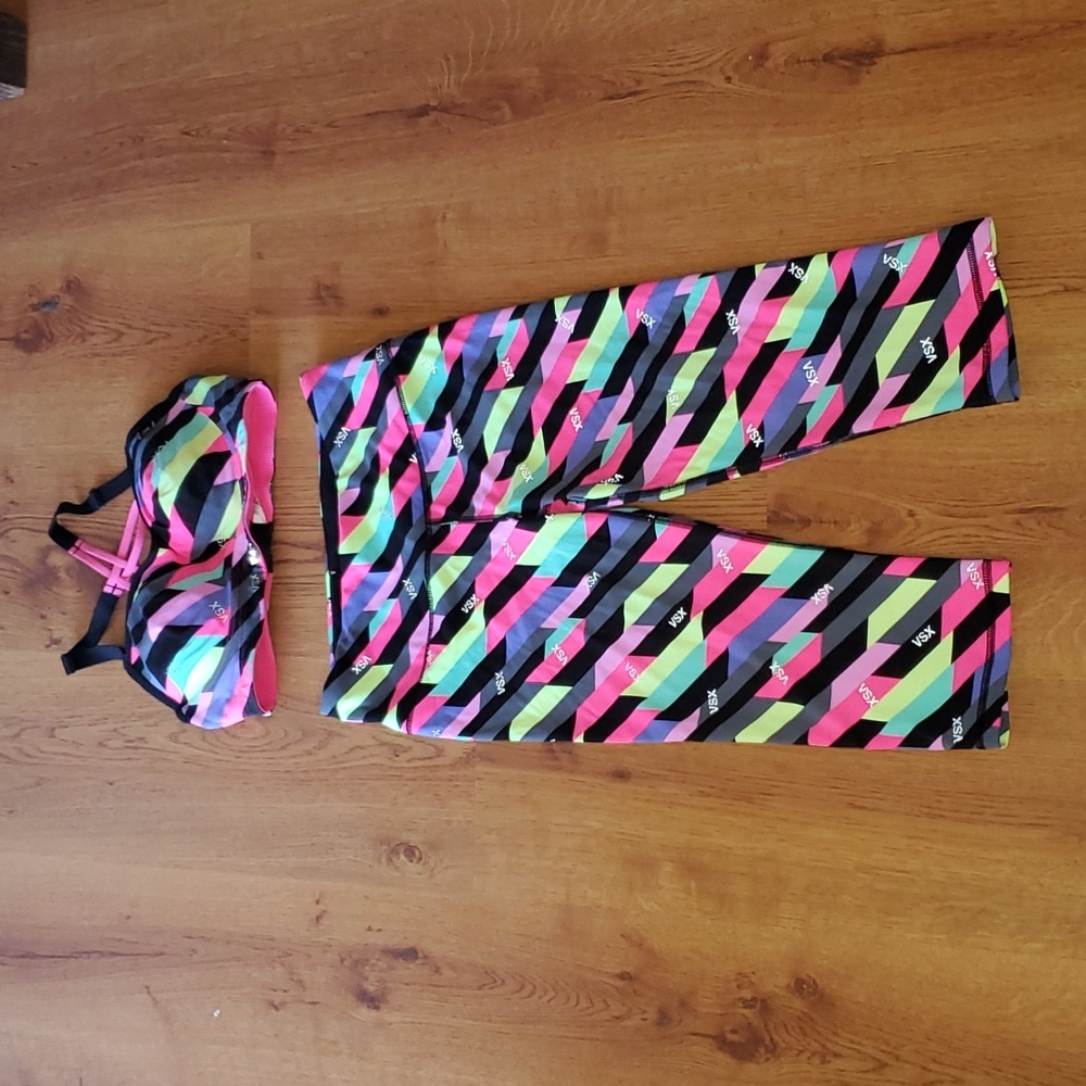 Victoria Secret VSX sport  bundle capris size small bra size 34c
